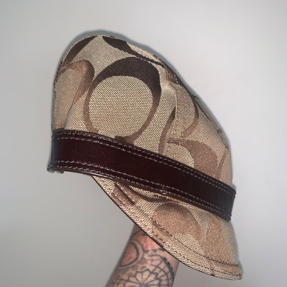 Coach Vintage Rare Signature Canvas Jockey Hat S - Picture 6 of 9